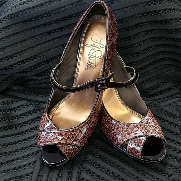 Life Stride Shoes - Peep-Toe Snake Print Heels